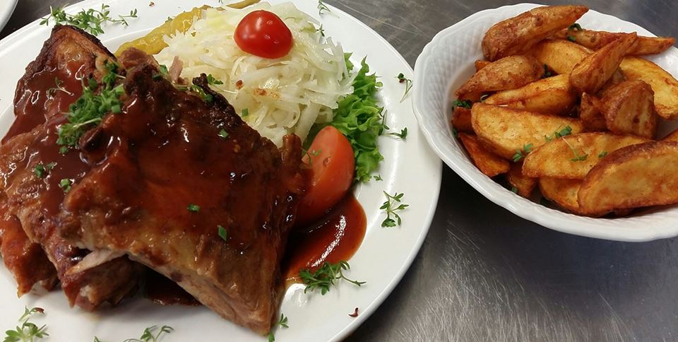 Spareribs mit Potatoe Wedges 2018